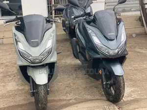 New Honda Hornet 2024 Gris
