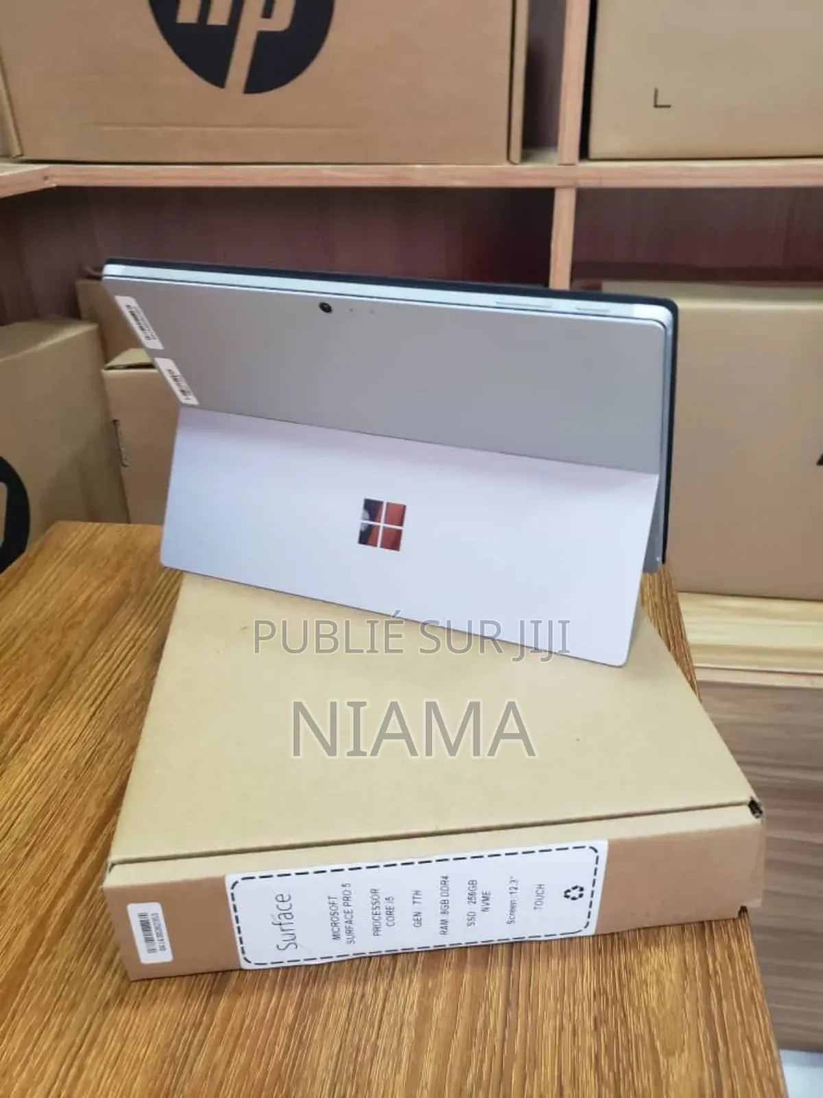 New Microsoft Surface Pro 5 8GB Intel Core I5 SSD 128GB