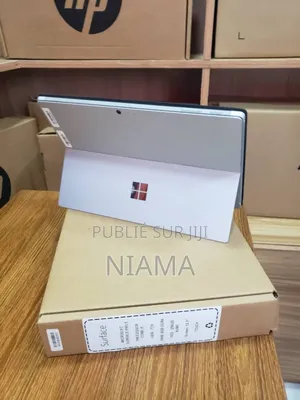 New Microsoft Surface Pro 5 8GB Intel Core I5 SSD 128GB