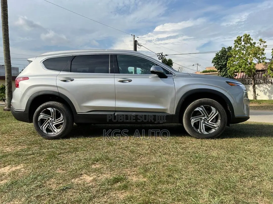 Hyundai Santa Fe SEL 2023 Gris