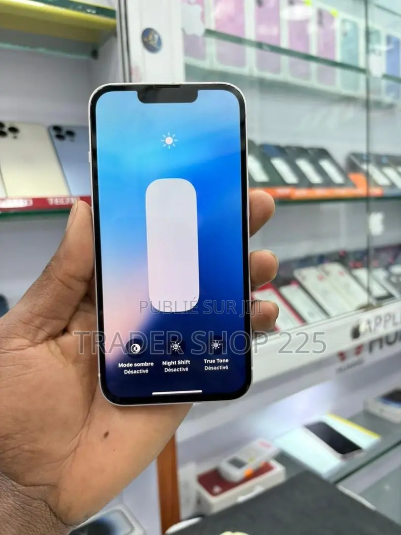 New Pomme iPhone 13 128 GB Blanc