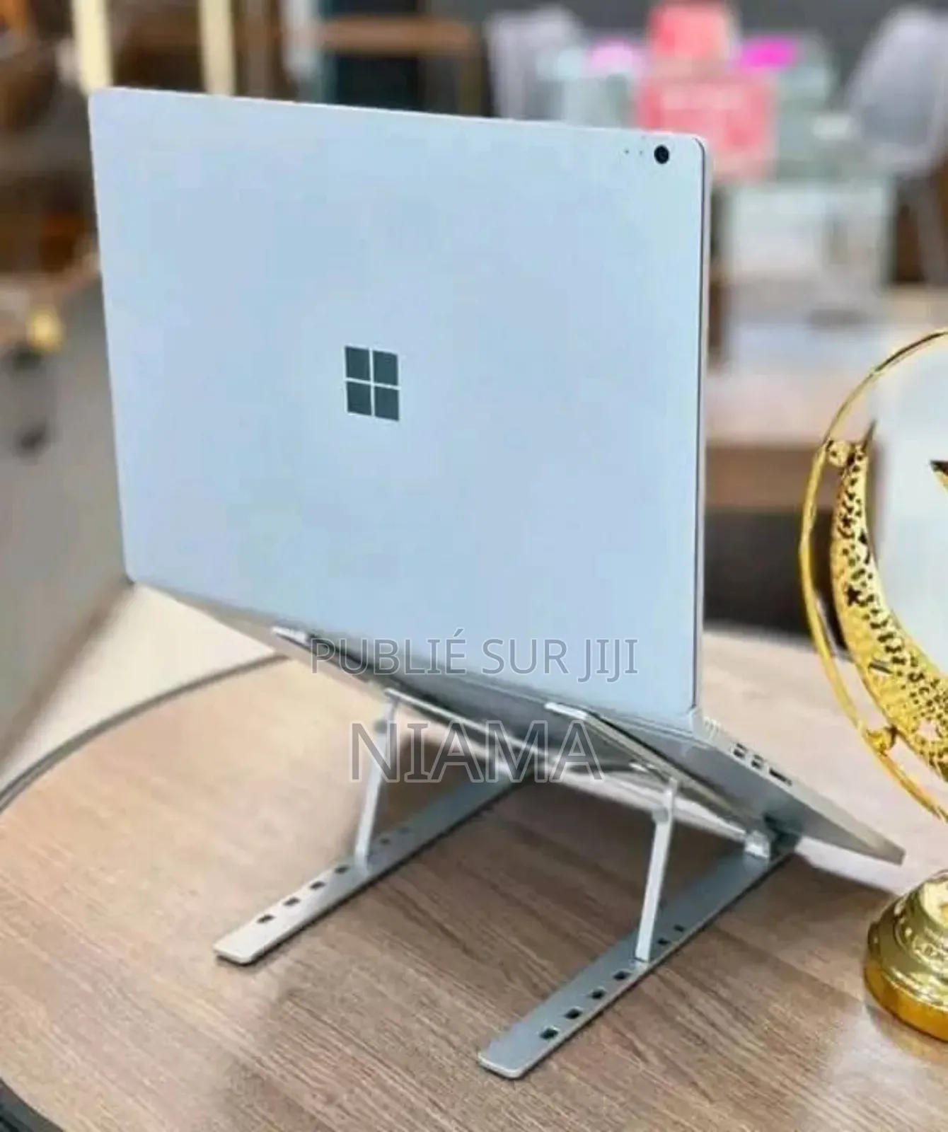 New Microsoft Surface Book 8GB Intel Core I5 SSD 256GB