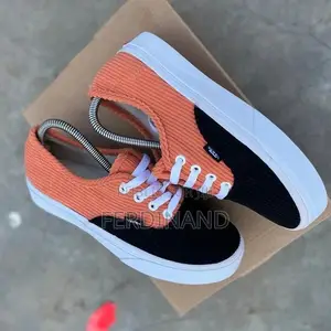 Photo - Vans Pour Tous