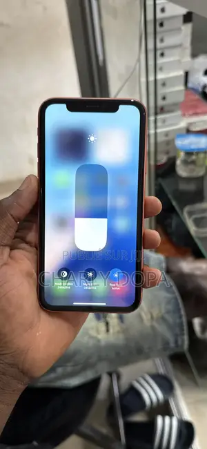 Apple iPhone XR 64 GB Orange