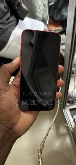 Apple iPhone 12 64 GB Rouge