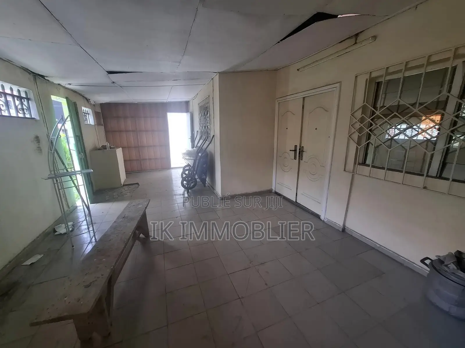 3chbre Duplex dans Ik Immobilier, Bingerville à Vendre
