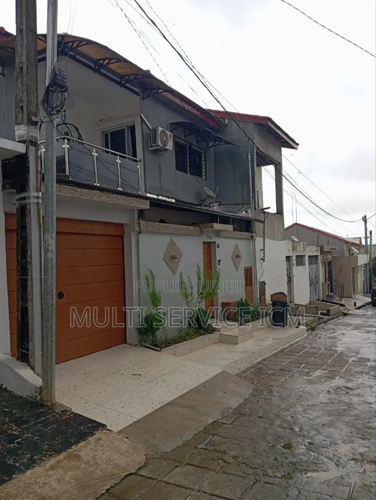 Furnished 3chbre Blocs d'appartements dans Ismaël Coulibaly, Cocody