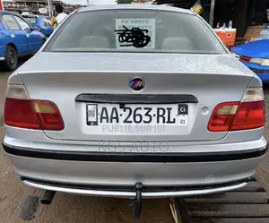 BMW 318i 2004 Gris