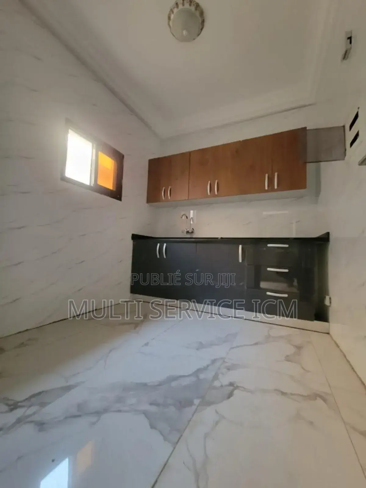 Furnished 4chbre Appartement dans Ismaël Coulibaly, Bingerville à Louer