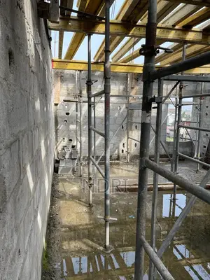 Location De Tours D’Échafaudage Par Mettre