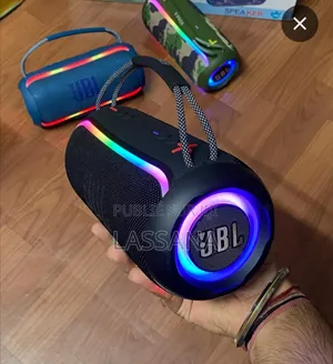 Photo - Enceinte JBL Pro 8