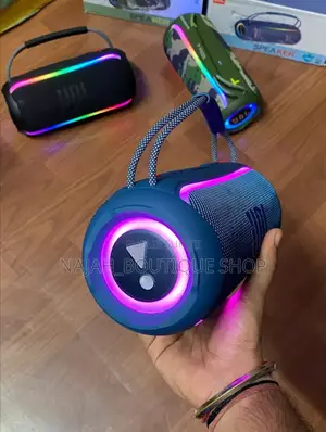 Enceinte JBL Pro 8