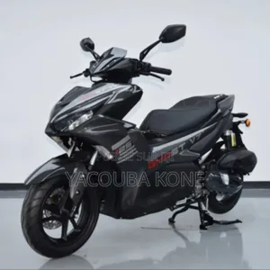 Neuf Suzuki GSR 2024 Noir