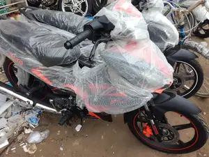 Photo - New Royale Moto/Vélomoteurs 2024 Rouge