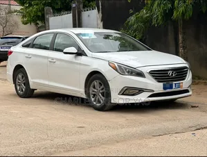 Photo - Hyundai Sonata 2017 Blanc