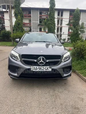 Photo - Mercedes-Benz GLE-Class GLE 400 4MATIC 2017 Gris