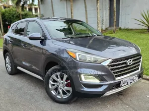 Photo - Hyundai Tucson 2019 Gris