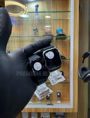 Apple Watch Série 9 45 Mm Quasi Neuf Importés