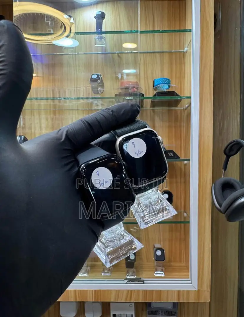 Apple Watch Série 9 45 Mm Quasi Neuf Importés
