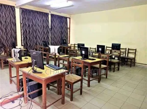 Photo - École À Vendre