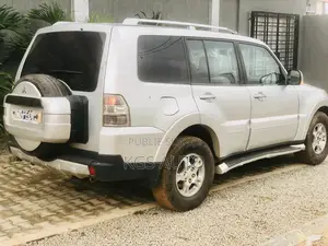 Mitsubishi Pajero 3.2 Di-D 2008 Gris