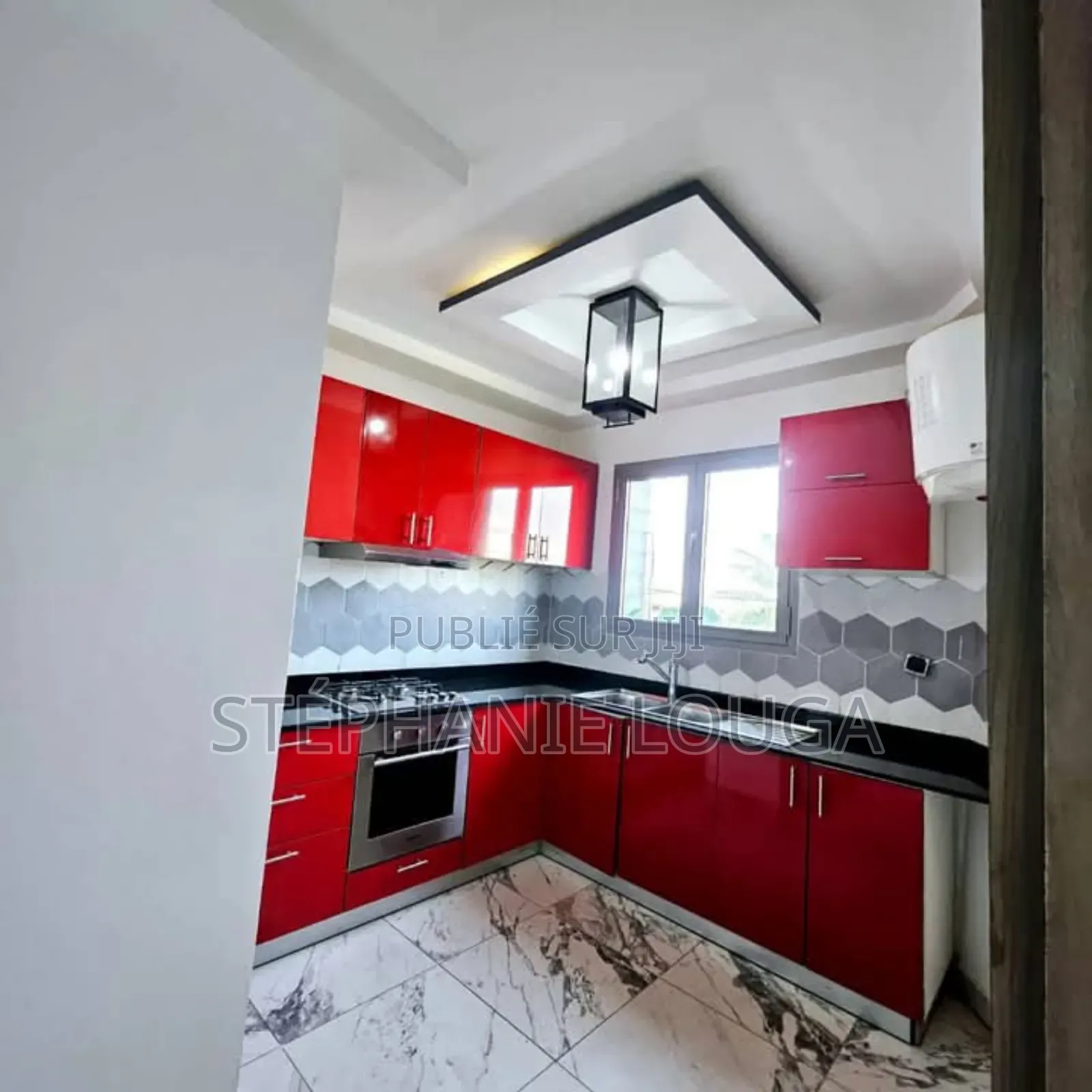 3chbre Appartement dans Abidjan Mall, Cocody à Louer