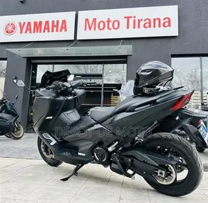 Yamaha V Max 2024 Noir