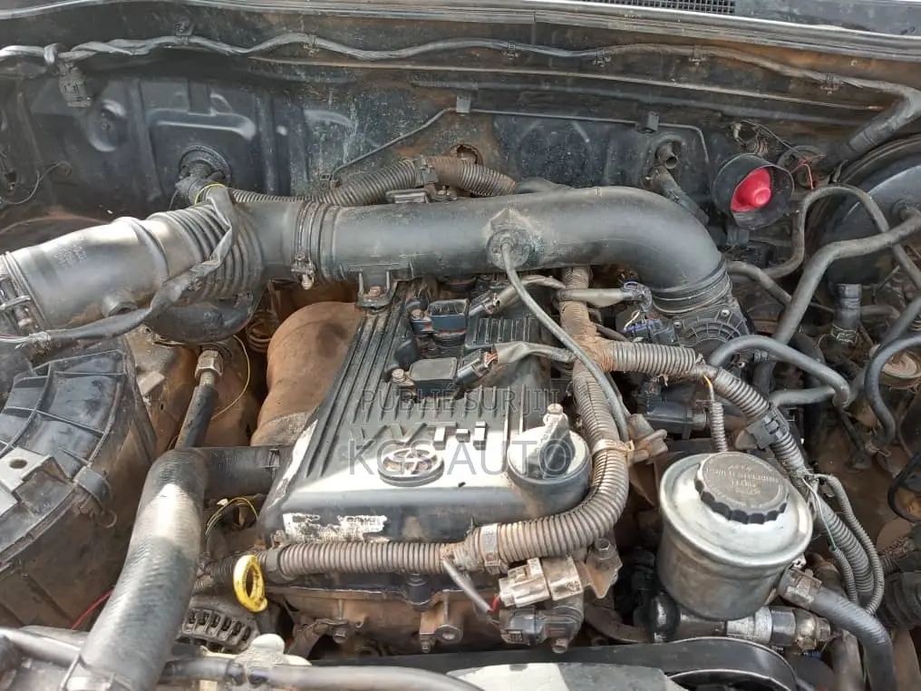 Toyota Hilux 2.5 D-4D 4X4 SRX 2010 Blanc