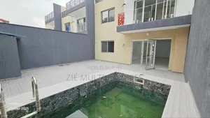 Furnished 6chbre Duplex dans Zié Multi-Service, Bingerville à Vendre