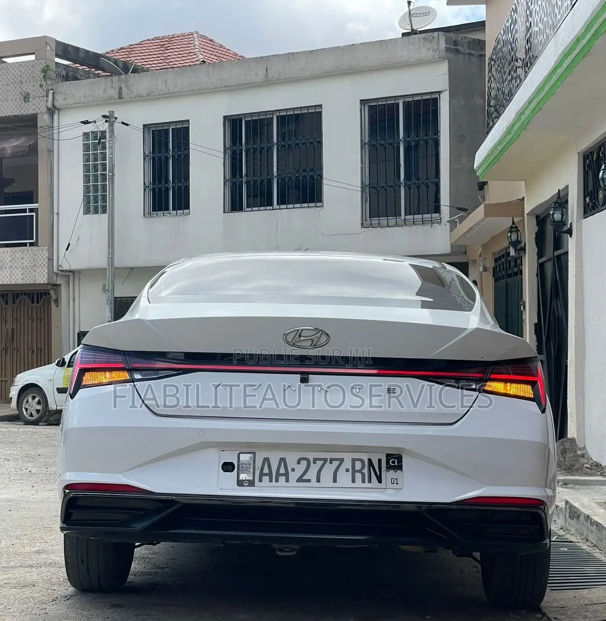 Hyundai Elantra SE 2022 Blanc