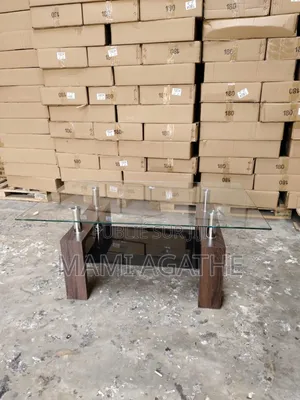 Photo - Table Basse Vitrée