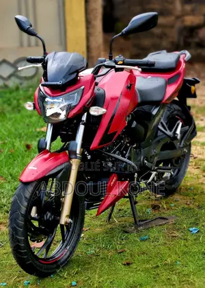 Neuf TVS Apache 180 RTR 2025 Rouge