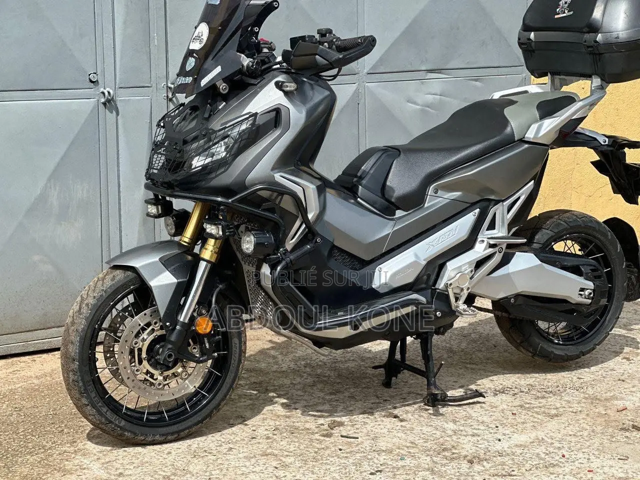 Honda VFR 700F 2021 Noir