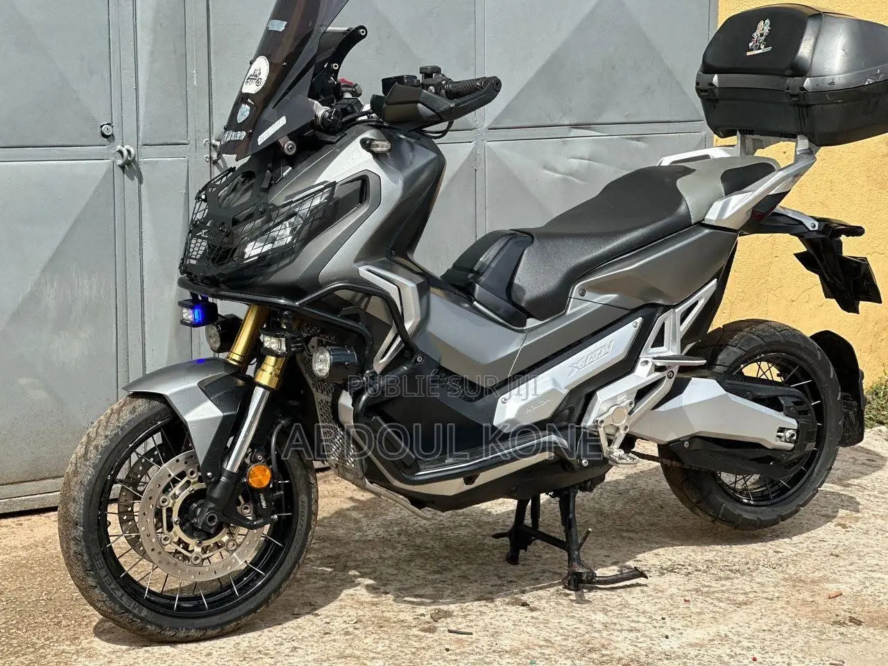 Honda VFR 700F 2021 Noir