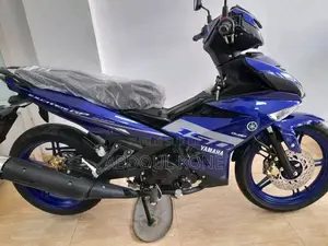 Neuf Yamaha R1 2024 Bleu