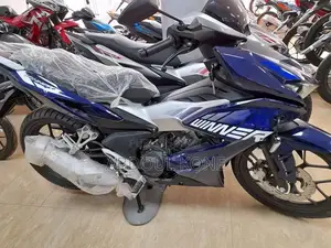 Neuf Yamaha R1 2024 Bleu
