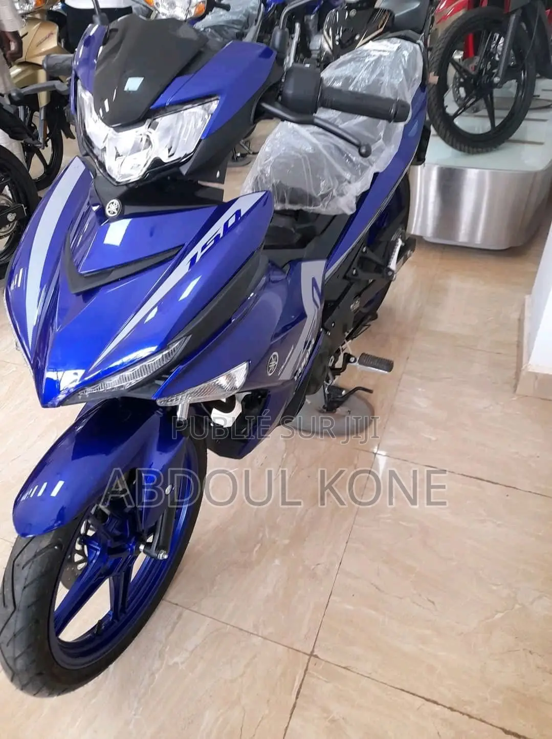 Neuf Yamaha R1 2024 Bleu