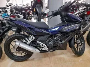 Neuf Yamaha R1 2024 Bleu