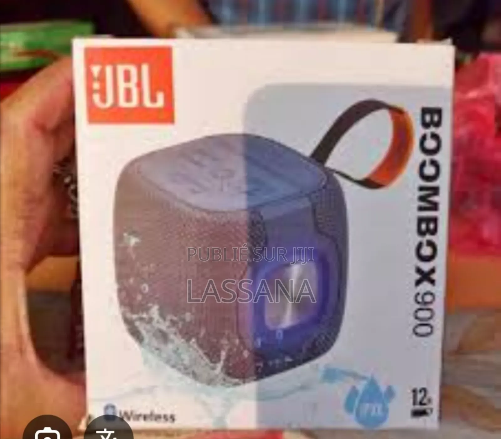 JBL Boombox 900
