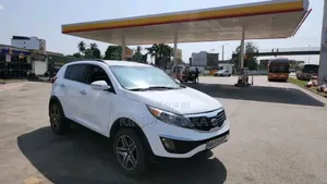 Photo - Kia Sportage Base 4dr FWD (2.4L 4cyl 6M) 2013 Blanc cassé