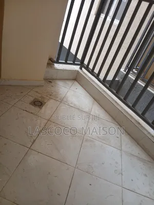 2chbre Appartement dans Lascoco Maison, Cocody à Louer