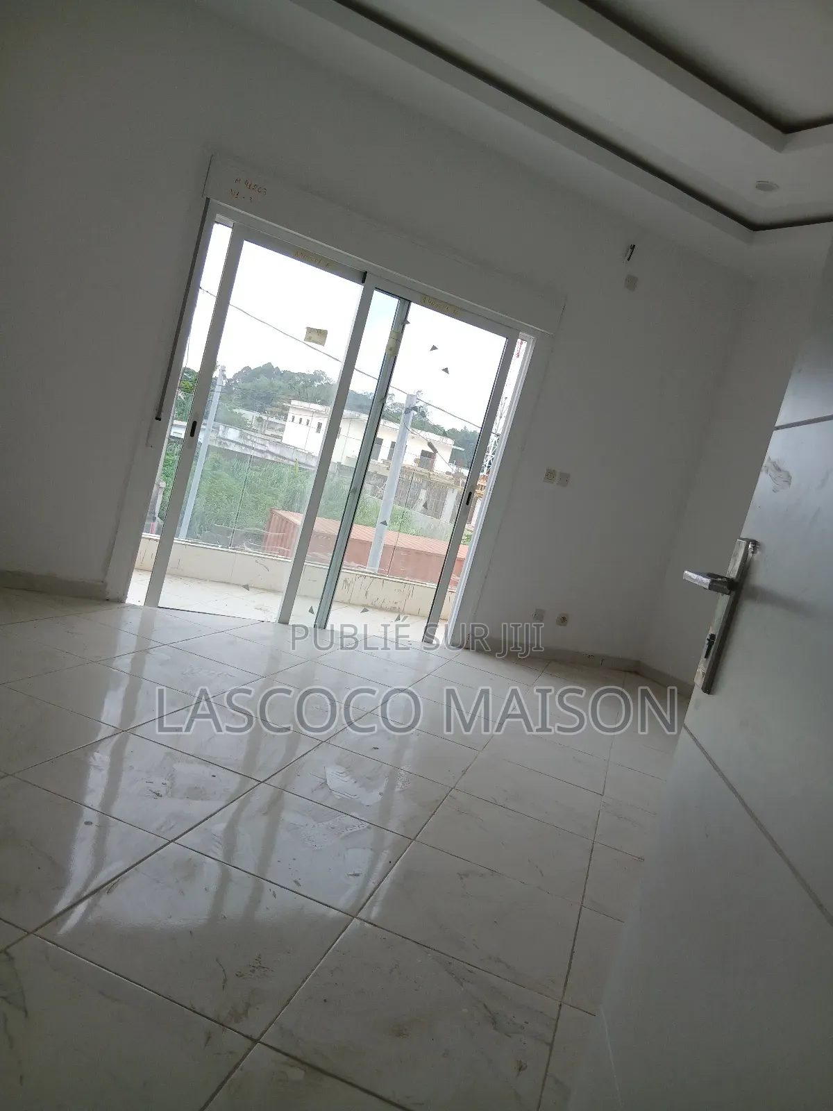 2chbre Appartement dans Lascoco Maison, Cocody à Louer