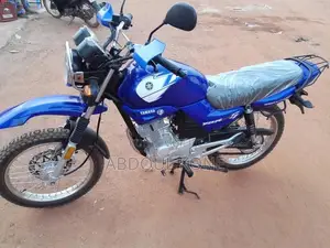 Neuf Yamaha YBR125 2022 Bleu