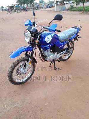 Neuf Yamaha YBR125 2022 Bleu