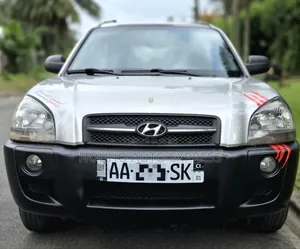 Photo - Hyundai Tucson 2008 Beige
