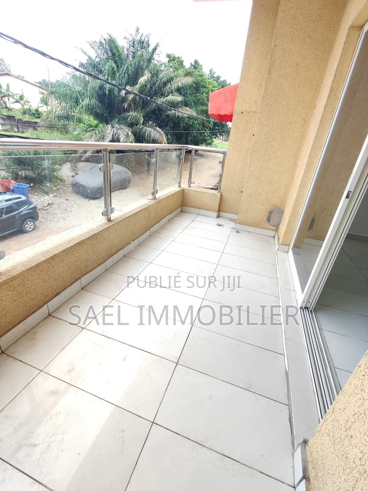 3chbre Appartement dans Cocody à Louer