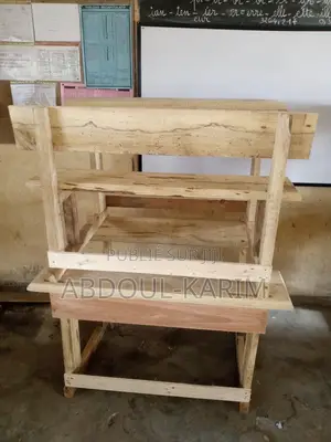 Photo - Table Banc