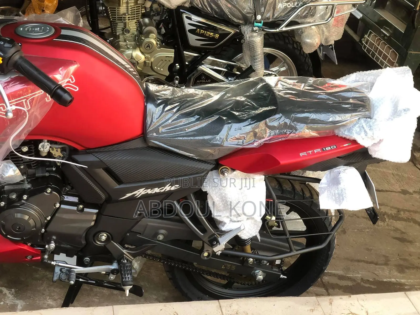 Neuf TVS Apache 180 RTR 2022 Rouge