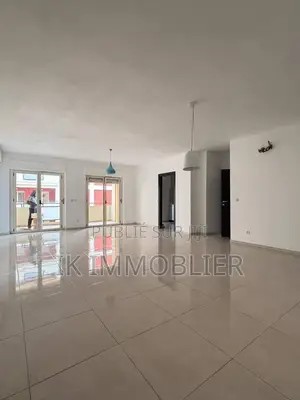 3chbre Appartement dans Ik Immobilier, Grand-Bassam à Vendre