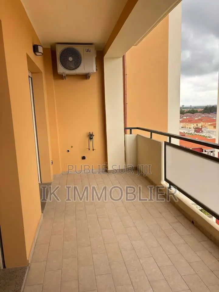 3chbre Appartement dans Ik Immobilier, Grand-Bassam à Vendre